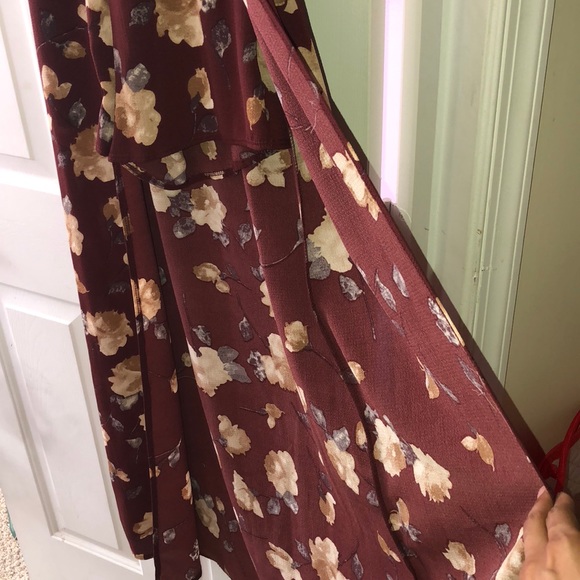 BRAND NEW Francesca’s Floral Wrap Maxi Romper - Picture 2 of 5
